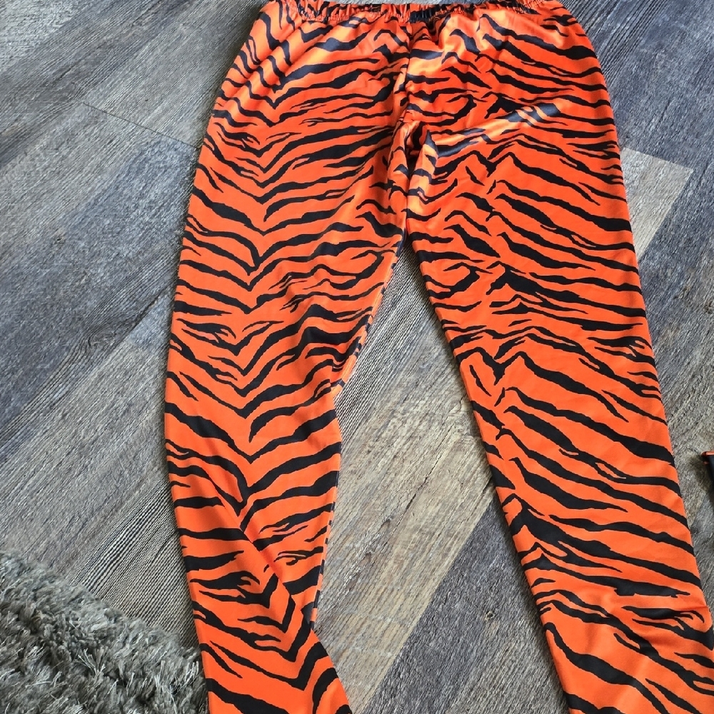 Tiger Stripe Women Leggings